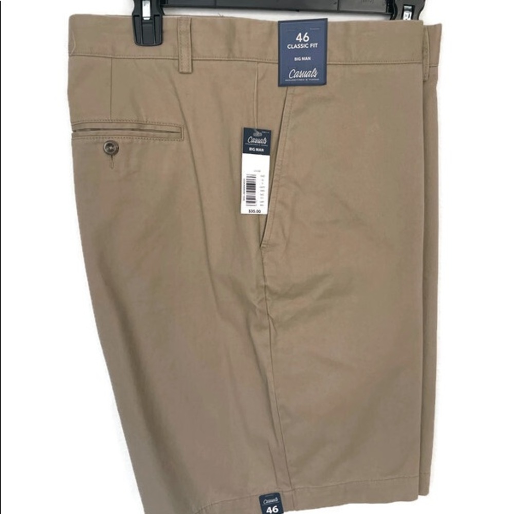 Men’s size 46 Tan flat front classic fit shorts